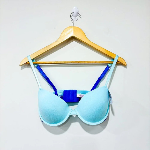 UNDIES  Blue bra - Picture 4 of 9